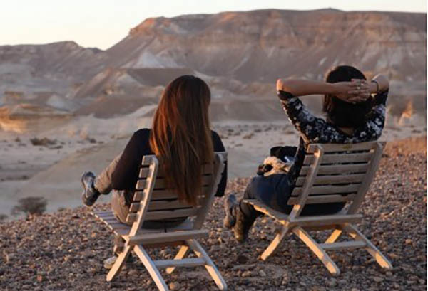 מגזין מקו ועד תרבות / מיזם דיגיטלי ללא צרכי רווח לחוות את המדבר - נופש בייחוד "מדברא" וטיולים לכל המשפחה בערבה.  