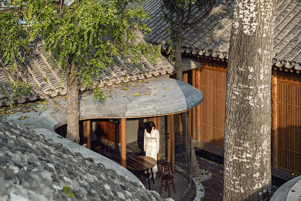 מגזין מקו ועד תרבות Qishe Courtyard<br>A Building of Seven Roofs in Beijing’s Hutong Quarter 