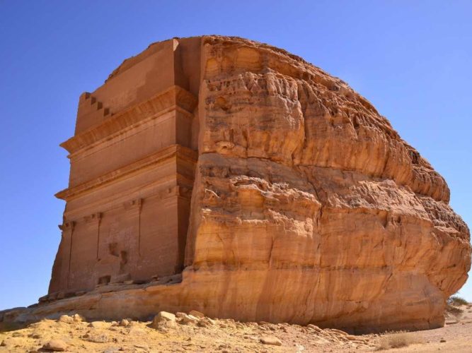 מגזין מקו ועד תרבות Igniting Your Travel Expectations<br>The Alula Desert in Saudi Arabia  
