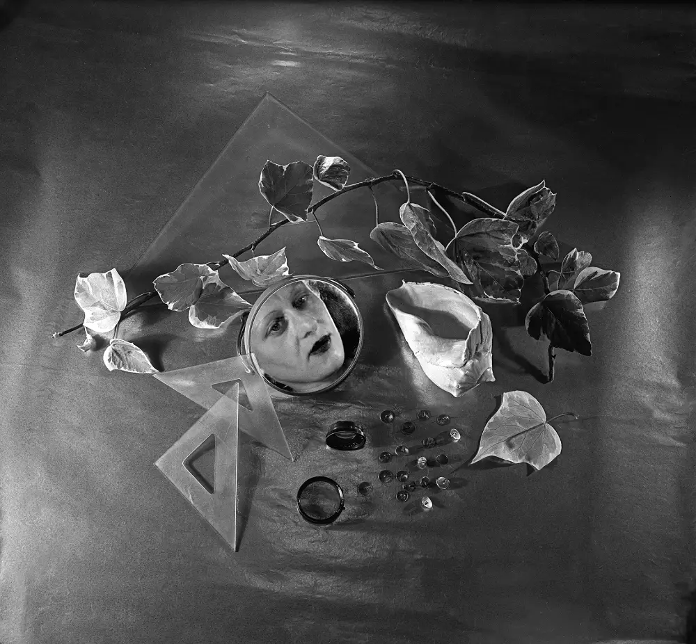 Grete Shtern – חלום מס' 5, בקבוק מהים -1950. עזבון גרטה שטרן. באדיבות גלריה (1)
